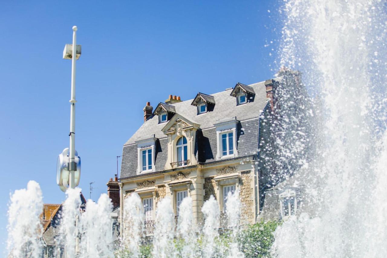 Castel Saint Clair - Trois Pieces - Deauville Centre Exterior photo